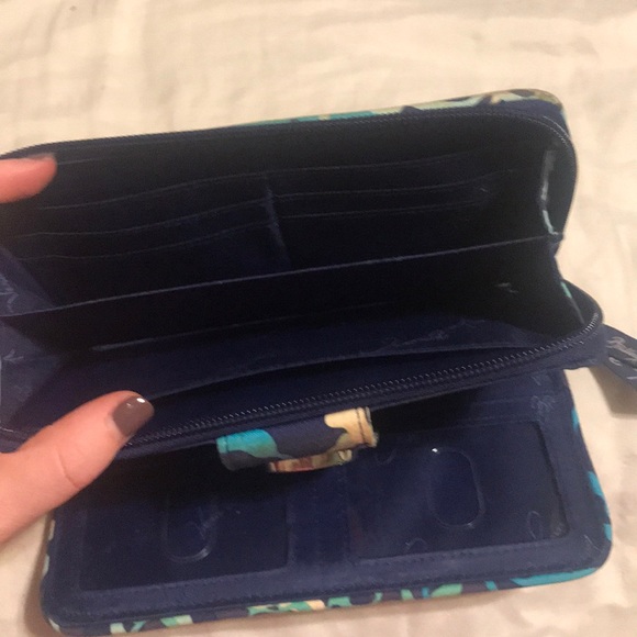 Wallet - Picture 3 of 3